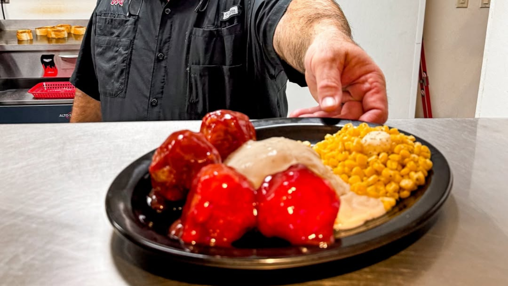 Good Places to Eat in Des Moines: Why Smokey D’s BBQ Tops the List